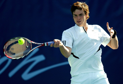 头球建功 头球建功