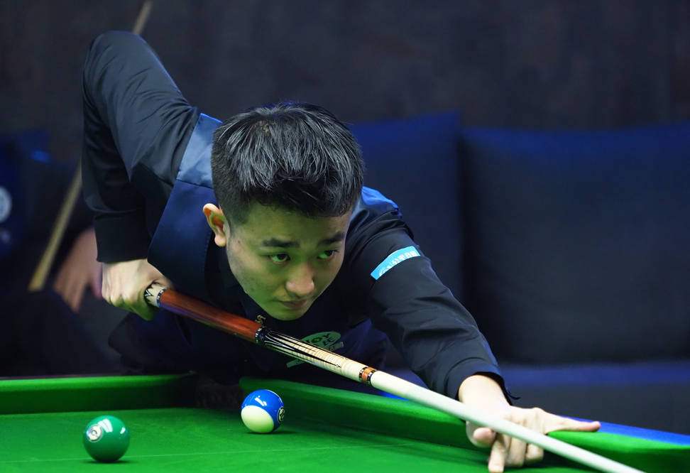 洛伊和年轻 洛伊和年轻