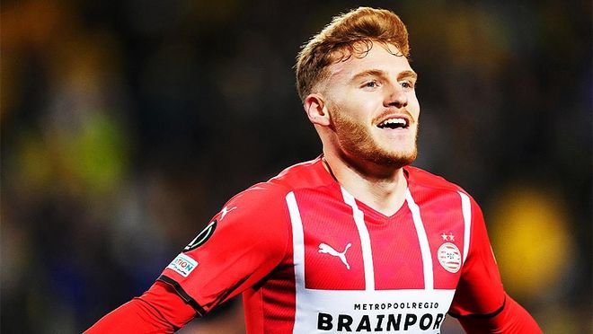 自边路防守 自边路防守