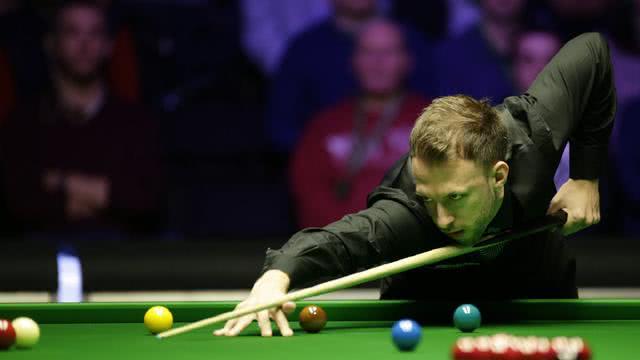 他在球迷中 他在球迷中