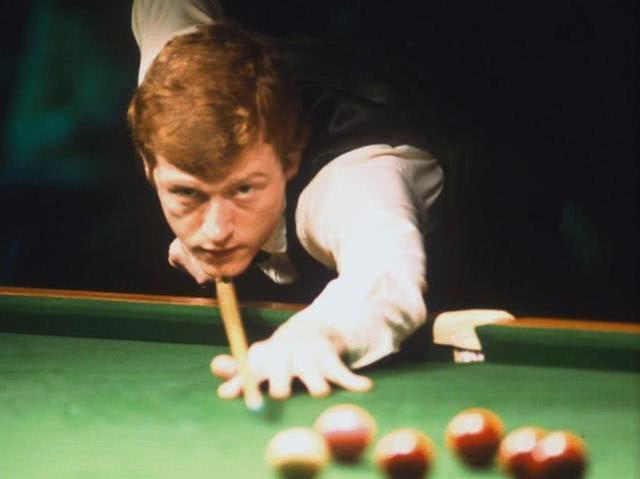 15岁球童立功 德国10秒“偷袭”意大利空门：摄像机都被骗了