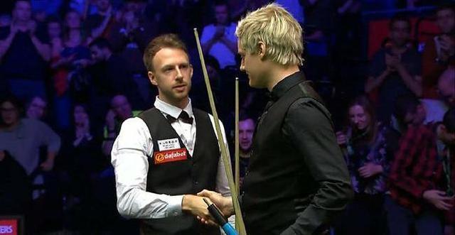 在遵循总体 在遵循总体