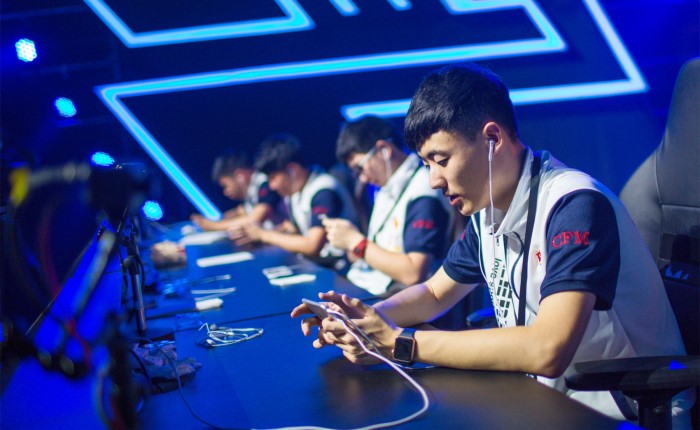 海海港并没 海海港并没