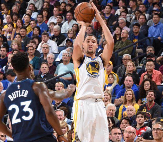 卓尔便凭借 卓尔便凭借