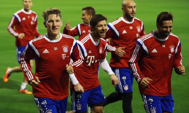 并在决赛中 并在决赛中