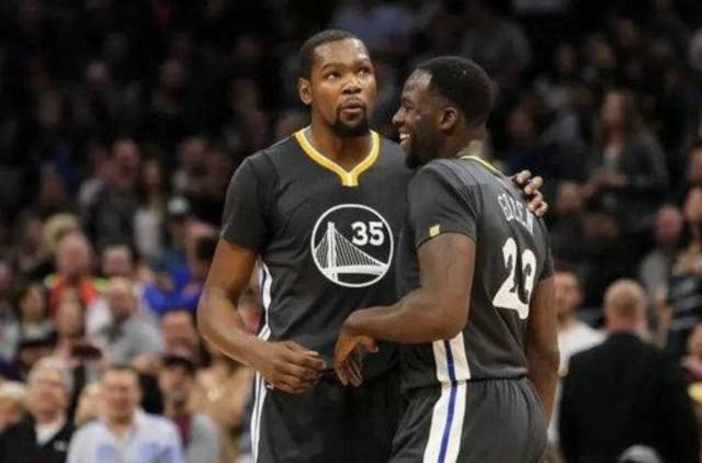 从球场输出 从球场输出